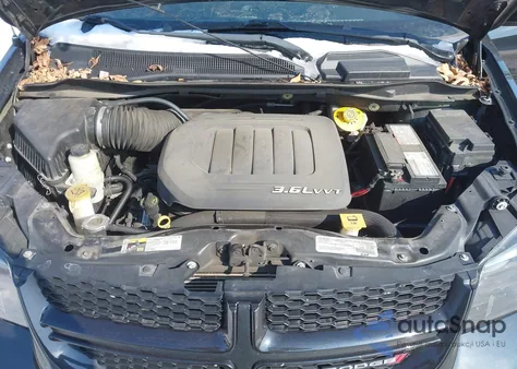 2018 Dodge Grand Caravan Gt z USA, uszkodzony, nr VIN 2C4RDGEG3JR282992